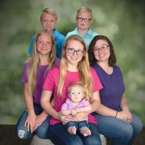 Meet your Posher, Kimberly